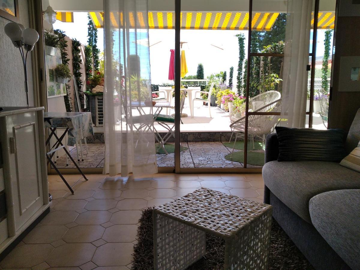 וילנב-לובה Baie Des Anges Appartement Bis מראה חיצוני תמונה